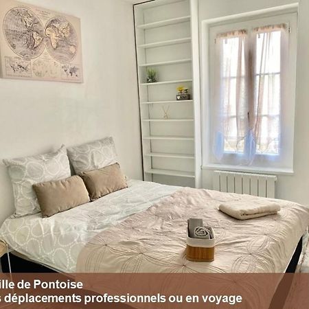 F2 Haut De Gamme Avec Vue Sur Notre Dame Pontoise Bagian luar foto